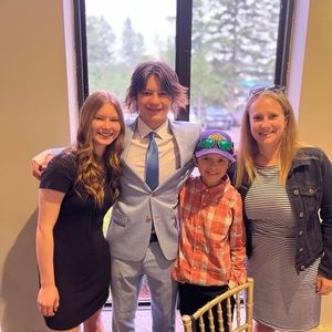 Meet your Posher, Mark